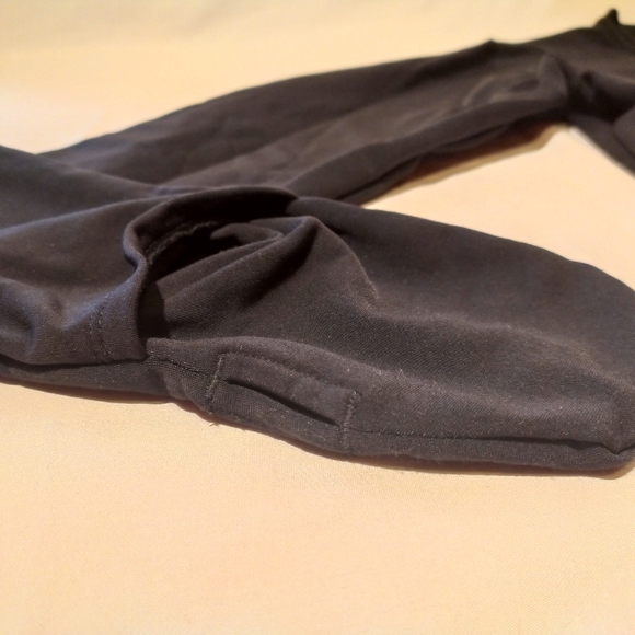 Black New Balance 1/2 zip sweater - Picture 3 of 3